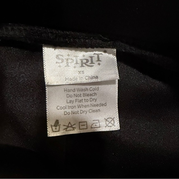 Women’s Classic Black Pleated Mini Skirt White Trim Chic Sporty Flattering Small - Picture 4 of 7